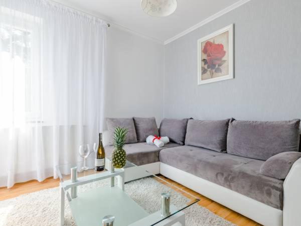 Apart Apartment